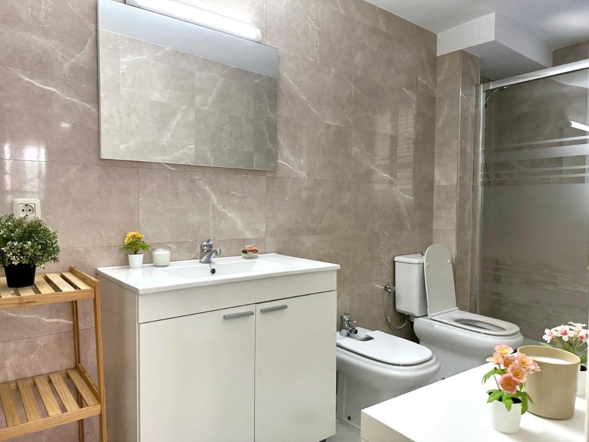 Premium Apartment With Terrace In The City Center Seville Luaran gambar